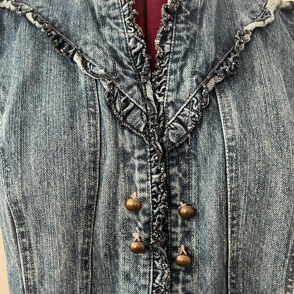 Ruffle Jean vest, Victorian style, clasp front, Jean vest, sale, vest - Picture 3 of 14